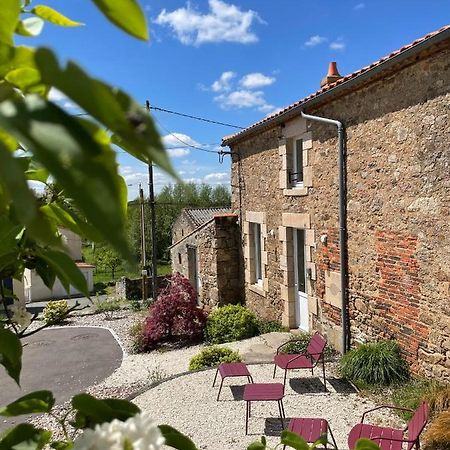 Le Bois Aux Feuilles Blanches Villa Saint-Michel-Mont-Mercure ภายนอก รูปภาพ
