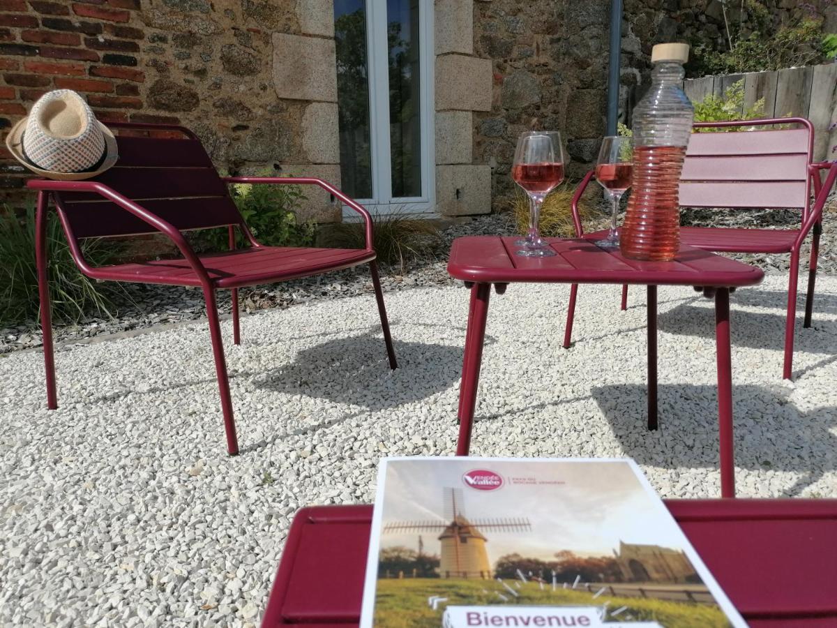 Le Bois Aux Feuilles Blanches Villa Saint-Michel-Mont-Mercure ภายนอก รูปภาพ